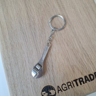Metalen sleutelhanger - gereedschapsset
