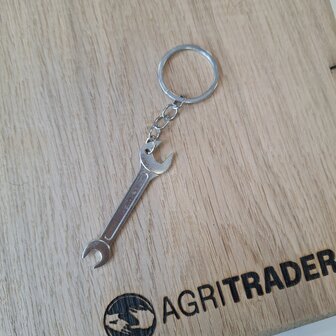 Metalen sleutelhanger - gereedschapsset
